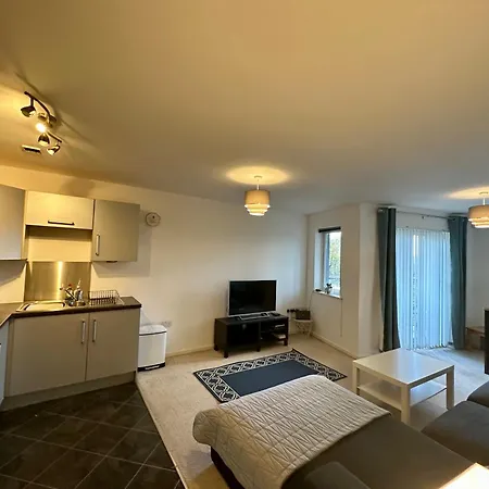 Etihad Fc 2Br Apartment With Water View-2